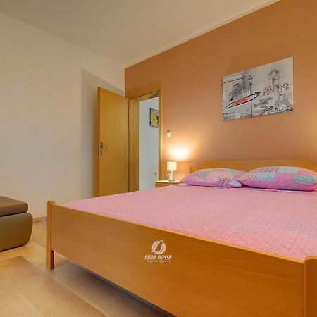 Apartment Mladenka Póla Kültér fotó