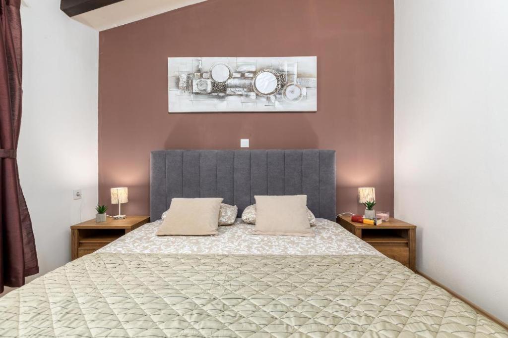 Apartment Mladenka Póla Kültér fotó