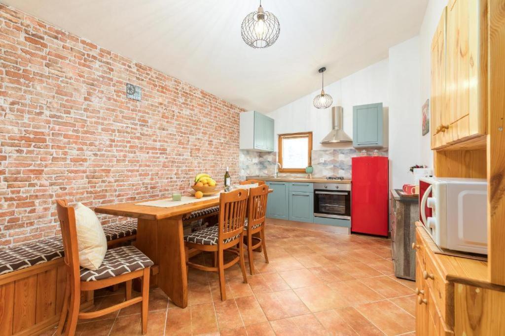 Apartment Mladenka Póla Kültér fotó