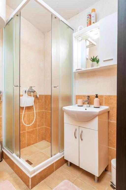 Apartment Mladenka Póla Kültér fotó