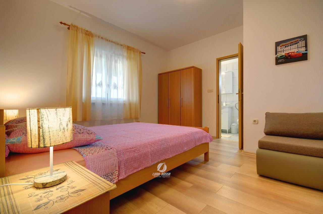 Apartment Mladenka Póla Kültér fotó