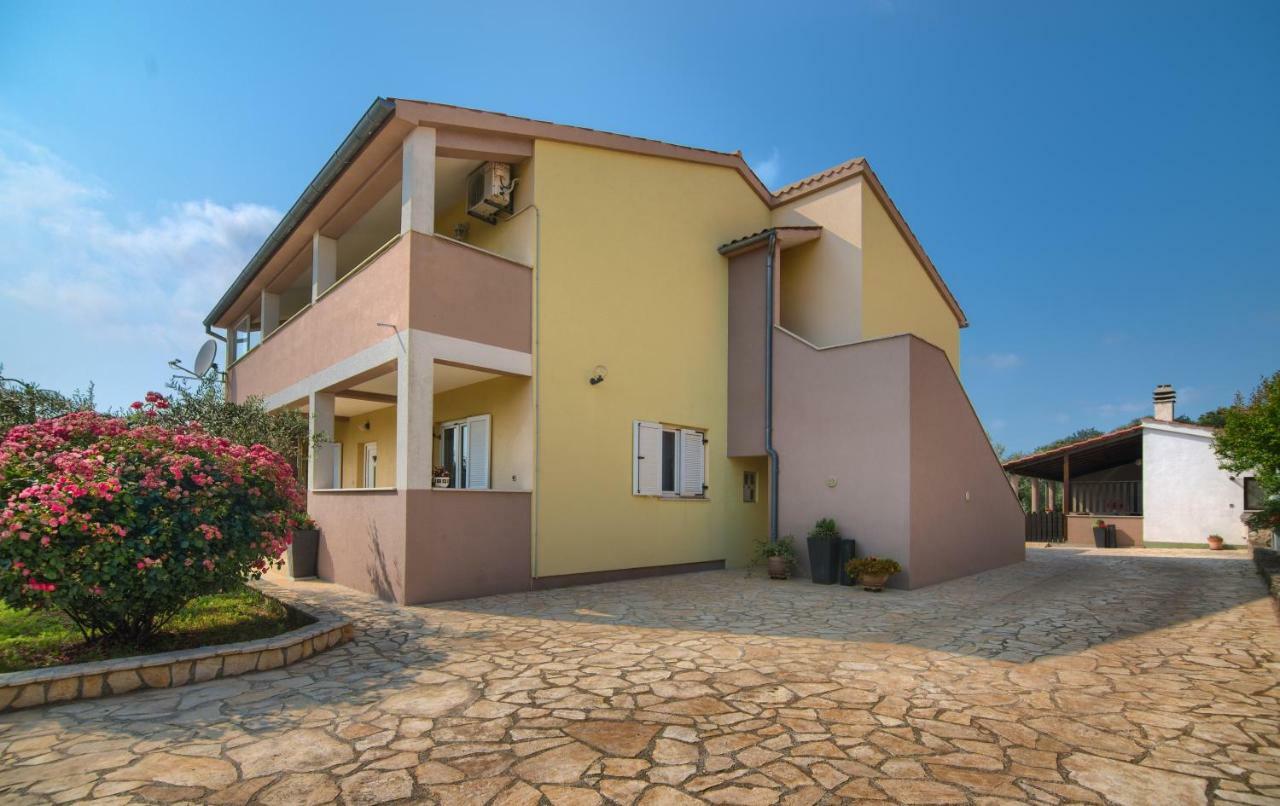 Apartment Mladenka Póla Kültér fotó